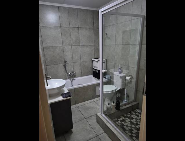 2 BEDROOM PROPERTY TO RENT IN RASLOUW